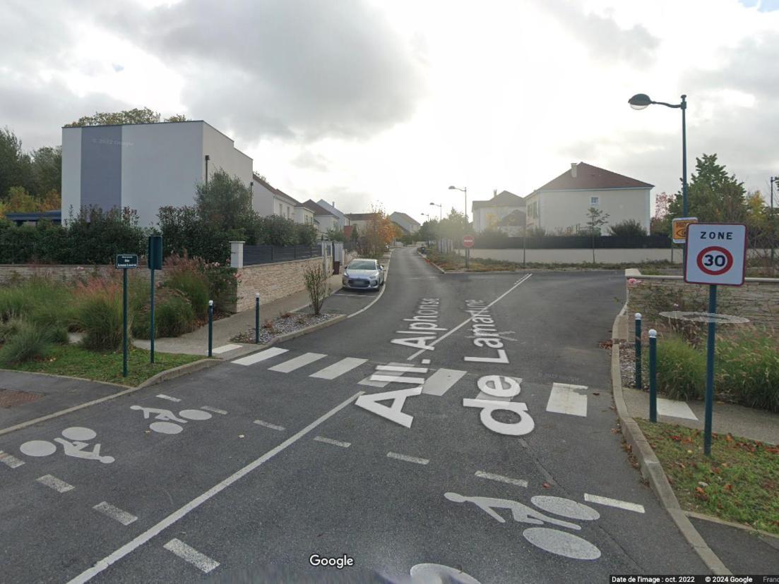 Pivoine -12 Min Des Parcs Walt Disney-Arrivee Autonome-Wifi&Parking Gratuit Montevrain Exterior photo
